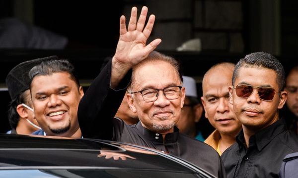 Anwar declared PM makes headlines worldwide 