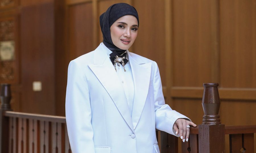 Fazura, Ahmad Dhani berkolaborasi dengan lagu ketuhanan
