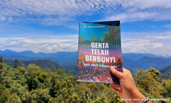 ULASAN BUKU | Kerana menjadi idealis itu bukan dosa