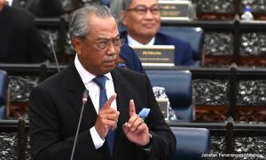 Muhyiddin: Tiada tindakan tangani kos sara hidup, hanya polisi 'ambil anak PM, menteri’