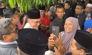 PM jamu selera di kedai cendol Songkok Tinggi