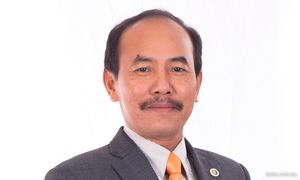 前政府首秘依斯迈出掌EAIC