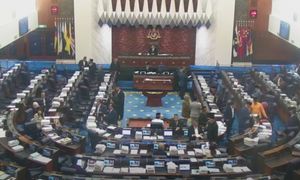 国会下议院声浪表决，三读通过通讯法修订案