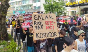 Protest 'flare-up': Organisers tell cops not to play victim