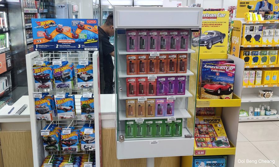 Govt urged to consider total vape ban amid youth abuse, drug risks