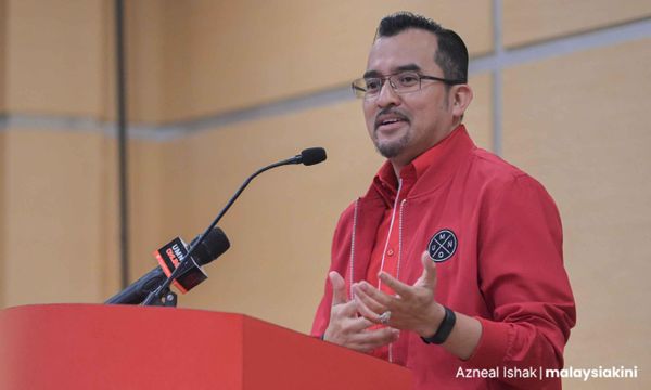 ULASAN | Kepada Asyraf Wajdi, dengan 'cinta'