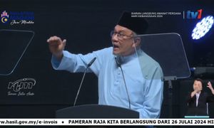 Harness National Day spirit to perform better, Anwar says