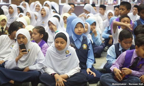 Education Ministry: Traditional attire 'ban' issue in Kajang school settled