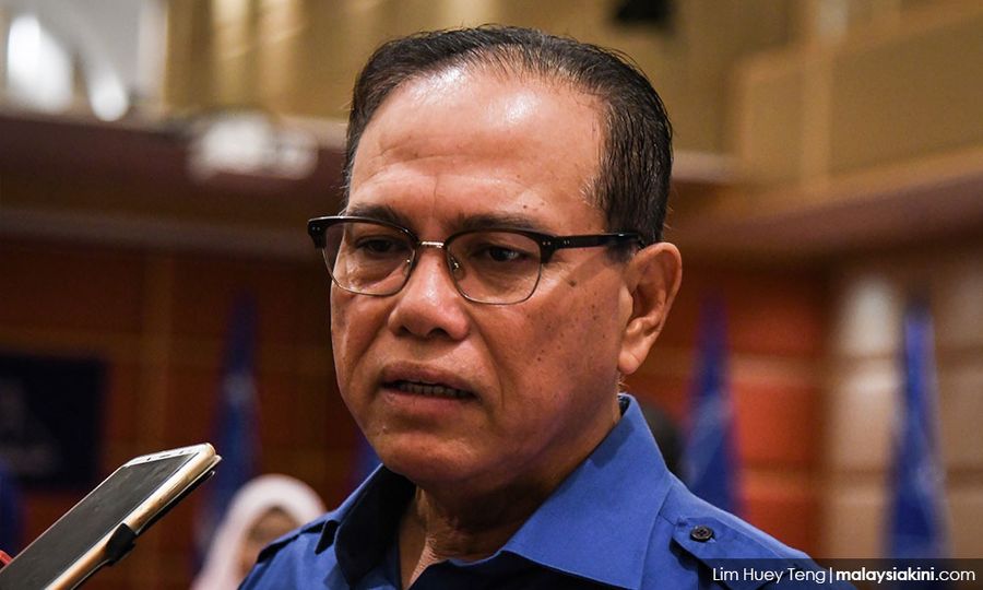 Small parties will only disrupt votes - Wan Rosdy