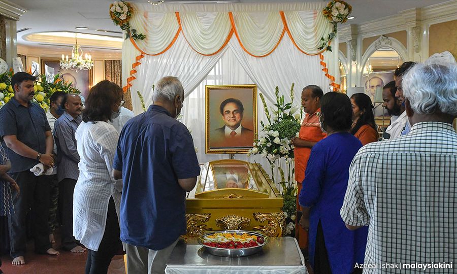 Samy Vellu happy during his last days - son 