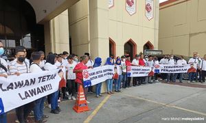 Ketua bahagian Umno, penyokong pertahan Zahid daripada desakan letak jawatan