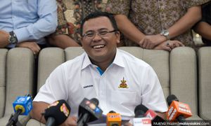 More financial aid for Selangor civil servants as state performs well