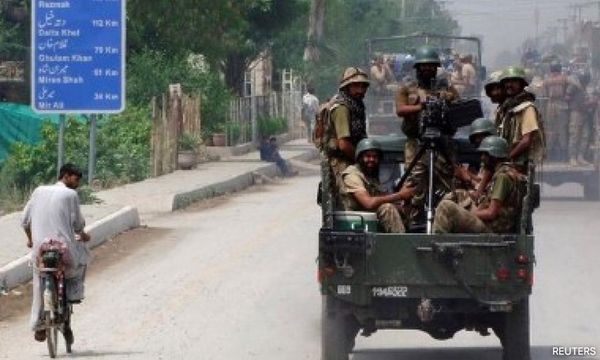 Pakistan security forces launch operation to rescue hostages from militants 