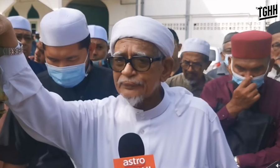 Hadi goes ballistic again, claims DAP targeting ignorant Muslims