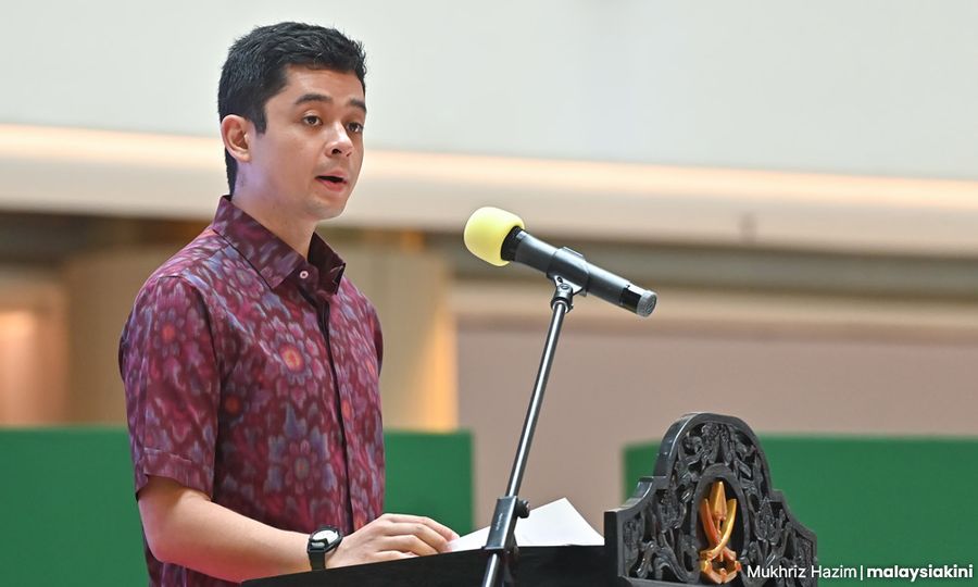 Tengku Hassanal rasmi kuliyyah pelancongan mampan, bahasa kontemporari UIAM