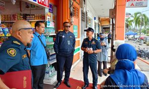 Serbuan di KK Mart Johor, satu diarah tutup, ada kena denda