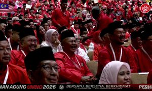 'Guru, cukup-cukuplah guru' - Zahid sindir naik turun subsidi petrol kerajaan