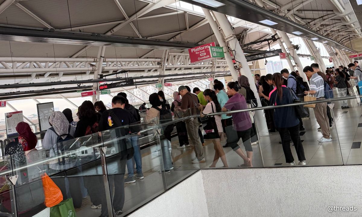 PM directs Rapid KL, MOT to promptly tackle worsening train overcrowding