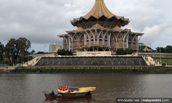 Sarawak rep lets slip Monday swearing in for new governor