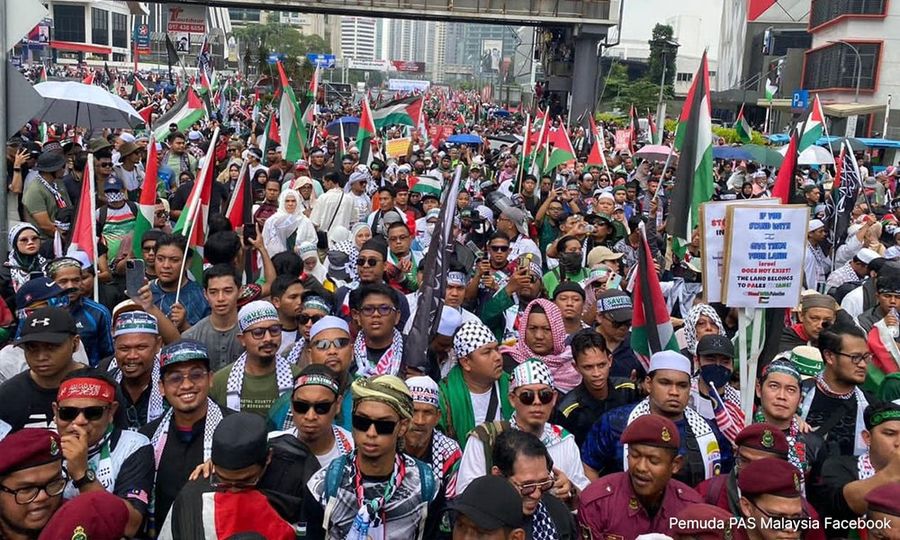 Thousands join PAS-led pro-Palestine rally outside US Embassy