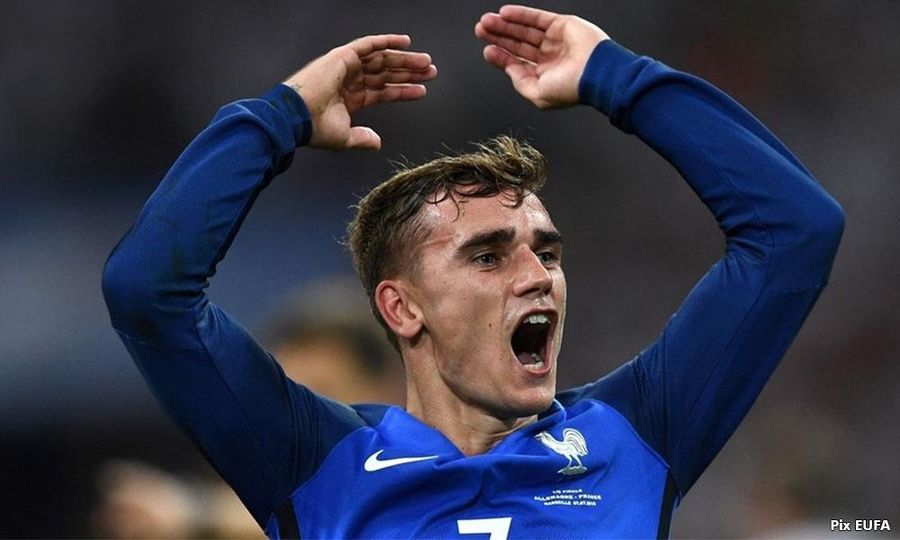 Antoine Griezmann umum bersara daripada bola sepak antarabangsa