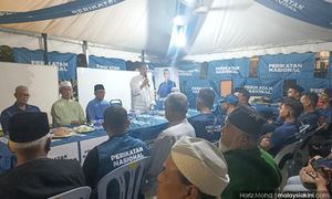 DAY 2 | Don't just sit back and watch - Azmin urges Malays to vote