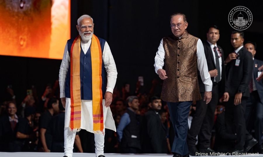 PM India diberi sambutan rasmi di Kompleks Perdana Putra