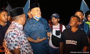 Shahidan gempur DUN MB Perlis dengan konvoi 100 kenderaan