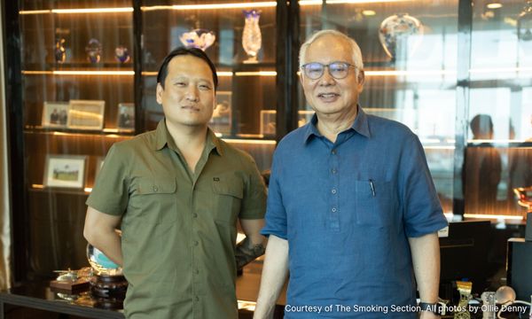 Najib, lawyers huddled together for 'Man on the Run' interview - director