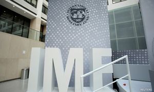 IMF says global economic outlook getting 'gloomier', risks abound