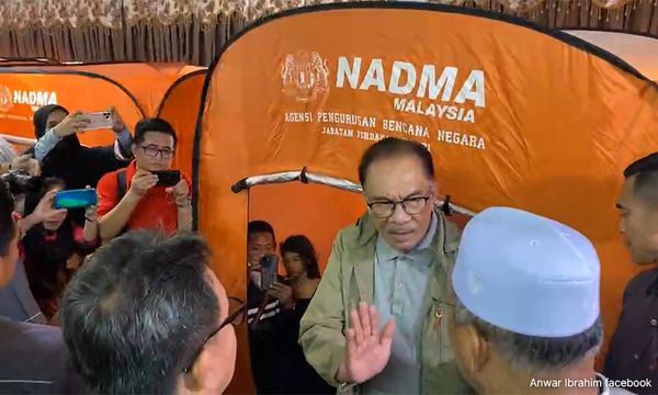 Govt approves RM100m immediate assistance to Kelantan, T'ganu