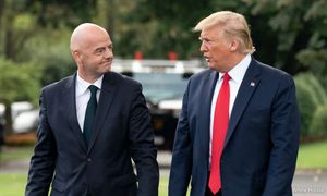 Trump beri amaran agar FIFA tidak ganti Infantino