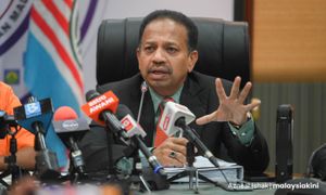 MIC terus ambil sikap membelakangi pengerusi BN