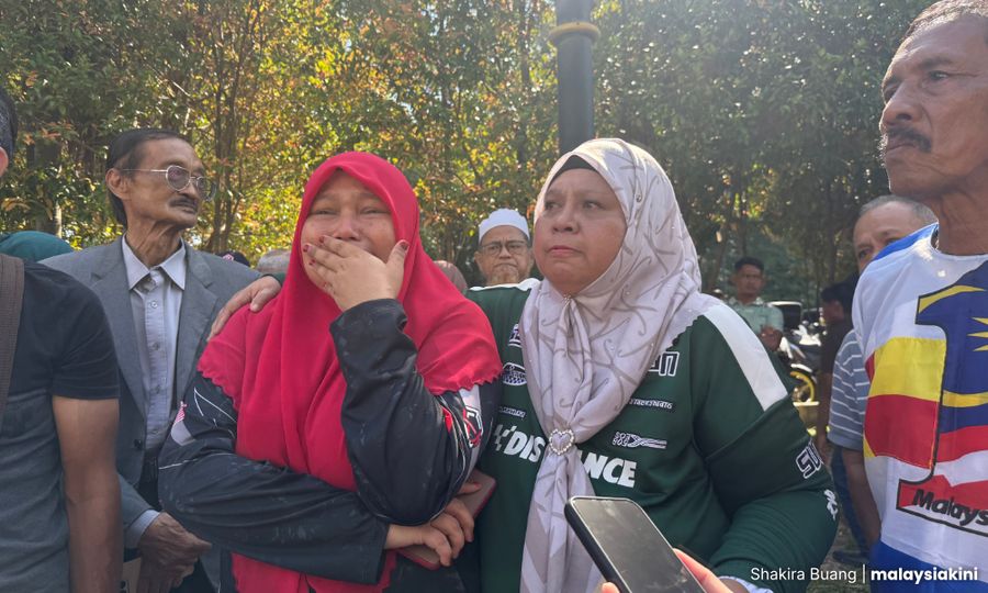 Penyokong Najib pulang hampa dari mahkamah