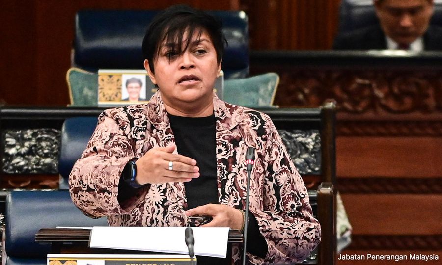 Azalina: Tiada fail siasatan dibuka isu dakwaan kempen PRU guna 'dana judi'