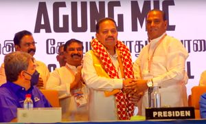 MIC top two bank on song and dance to woo voters