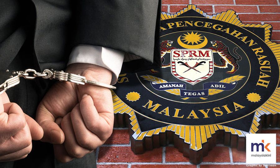 反贪会捕扣二人查印书弊案，包括前部长政治秘书