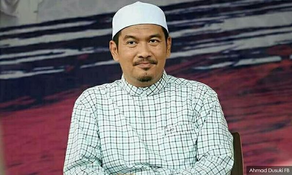 Mahkamah tinggi tolak rayuan saman Dusuki terhadap Mujahid
