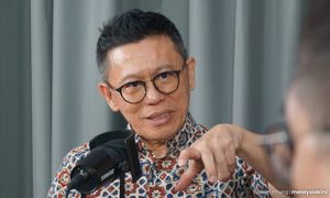 Bekas pemimpin MCA salahkan Umno jadi punca Cina menjauh