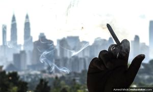 一指轻弹烟灰散