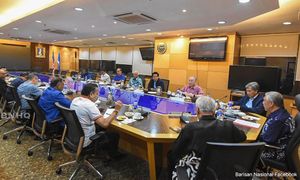 假传国阵决定支持安华，扎希信函引爆内战