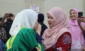 Menteri pendidikan lega anak dapat 9A SPM