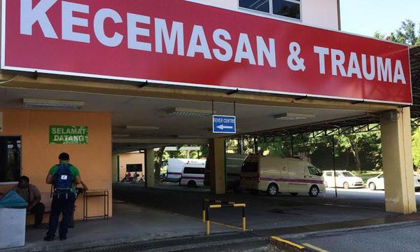Psychiatric patient stabs person at Selayang Hospital