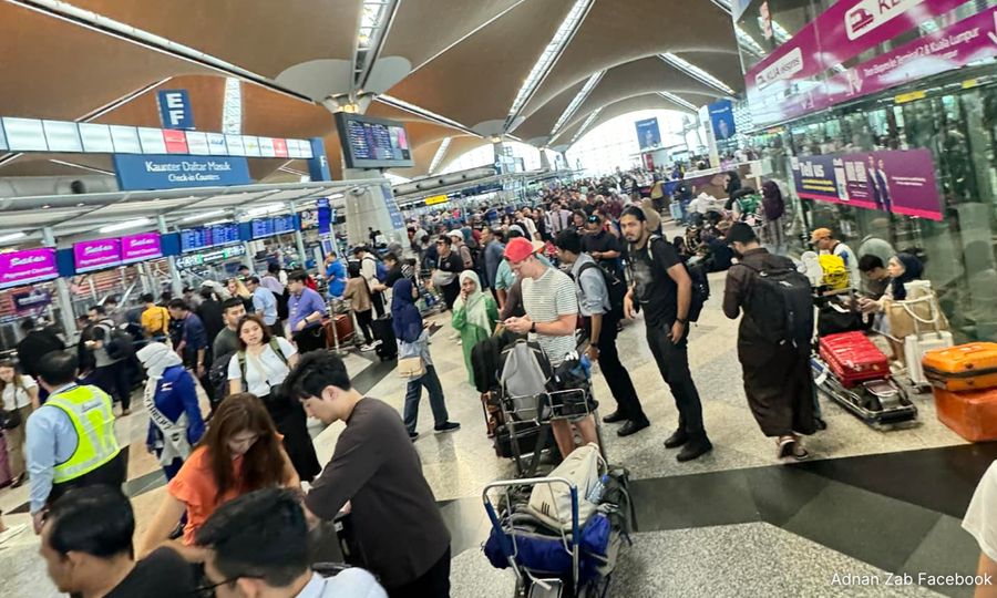 Letusan Gunung Ruang: Ada lagi yang ‘sangkut’ di KLIA