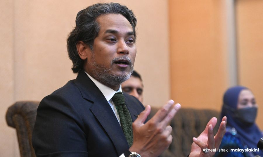 Khairy: Ubat Najib formula sama, bentuk saja beza