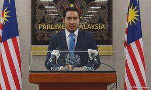 袁怀绍要求媒体为哈马斯正名，安华表示同意