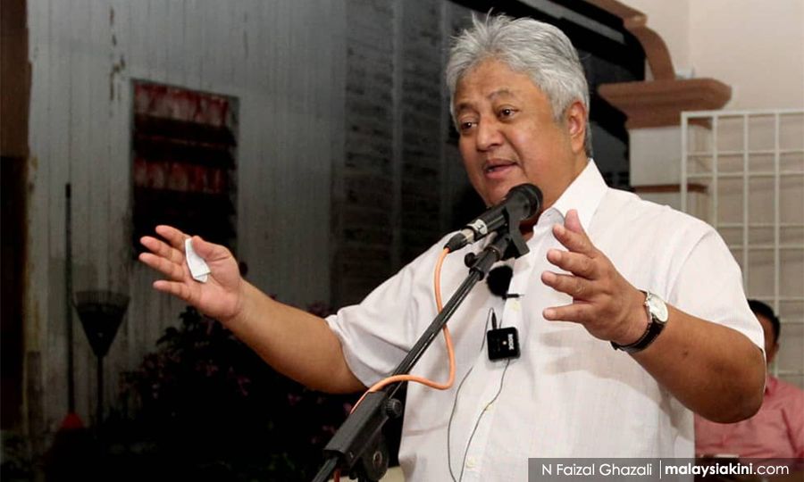 Cabar kuasa Raja-raja: Mengapa tiada tindakan ke atas Majlis Peguam - Zaid