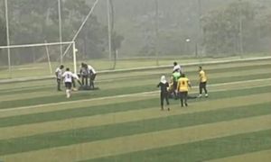 Tragedi di padang bola: Pemain maut, pengadil cedera disambar petir