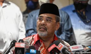 Tajuddin loves Umno, wants suspension lifted
