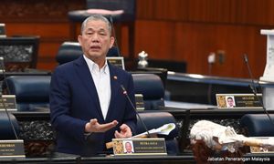 原定周二商选区拨款，政府国盟谈判展延